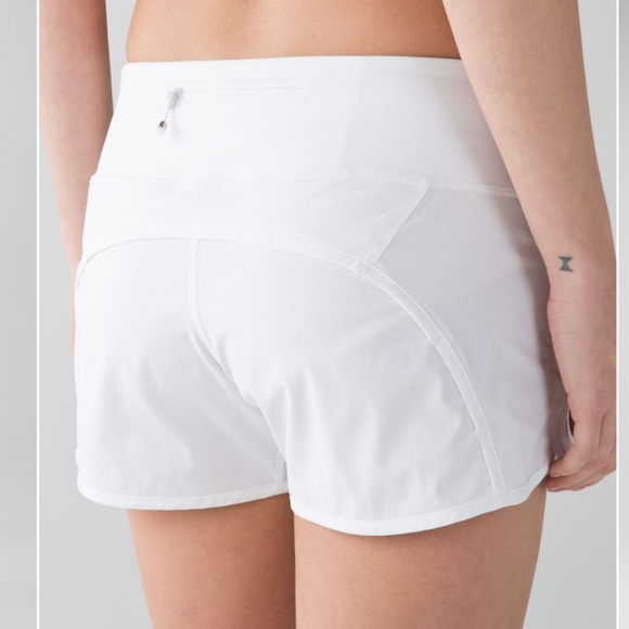 White Lululemon run times short 2 way stretch 4 inch - Picture 2 of 8